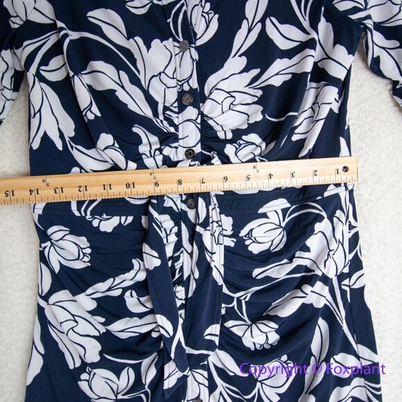 New! White House Black Market Matte Jersey Ruched Tie-Front Midi Dress, size 6 - Picture 9 of 16